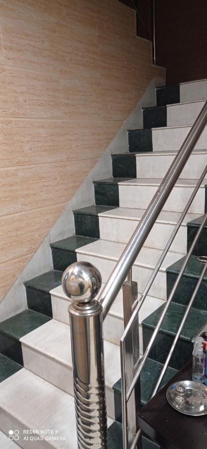 Hotel Ravi Residency 贾朗达尔 外观 照片