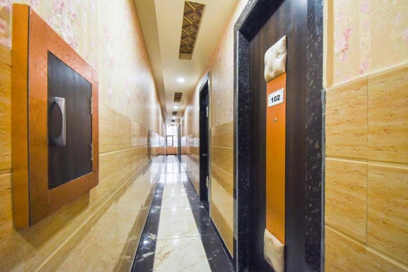 Hotel Ravi Residency 贾朗达尔 外观 照片