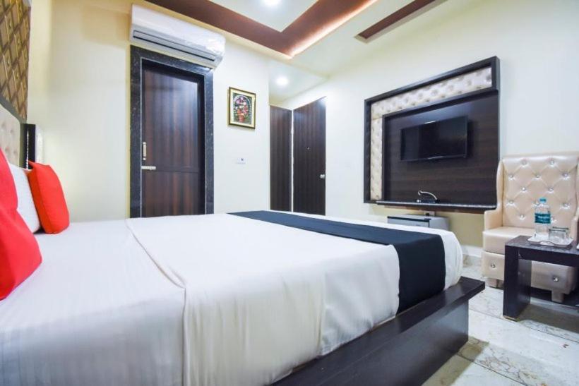 Hotel Ravi Residency 贾朗达尔 外观 照片