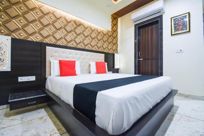 Hotel Ravi Residency 贾朗达尔 外观 照片